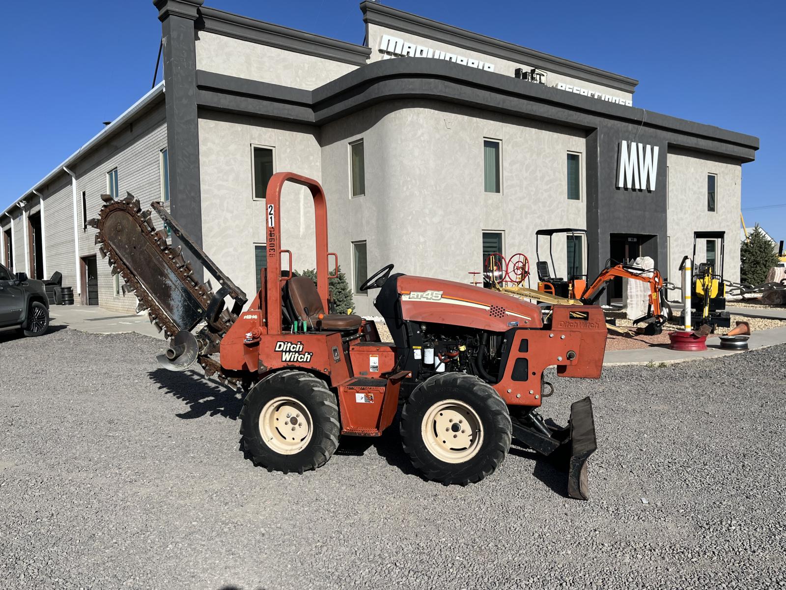 ./imagenes/INVOICE/2019/15606/ZANJADORA DITCH WITCH  RT45 (1).JPG